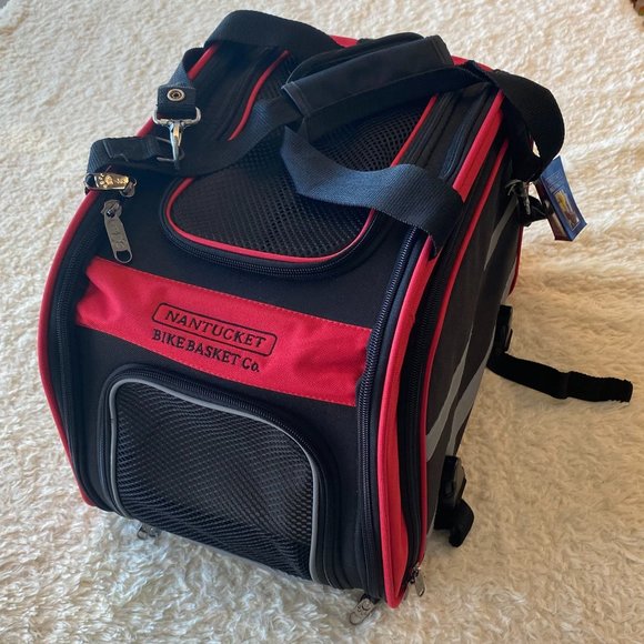 Nantucket BikeBasket Co. Red & Black Small Pet Carrier NWT - Picture 1 of 16